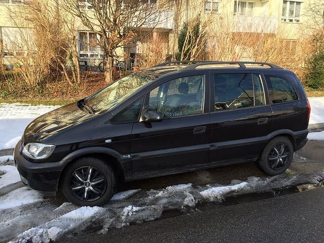 Gebraucht Opel Zafira Elegance 158 PS (116 kW) 1999 Schwarz Van / Kleinbus