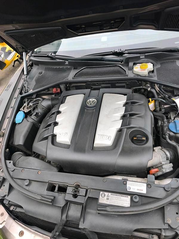 Usata VW Phaeton 240 CV (176 kW) 2009 Andere farben Berlina