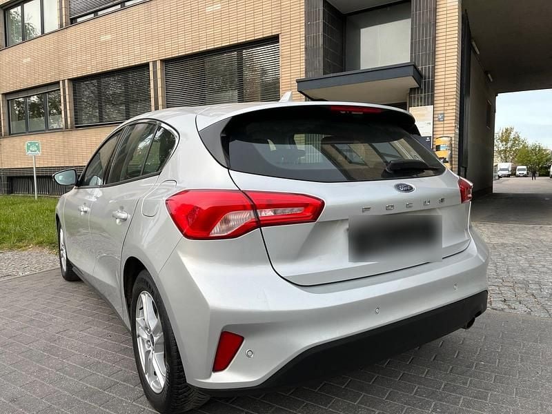 Second-hand Ford Focus 151 CP (111 kW) 2018 Gri Berlinǎ