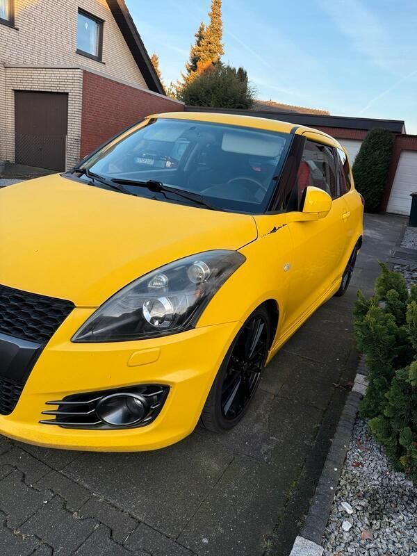 Gelb Gebraucht 2013 Suzuki Swift Kleinwagen | 6.000 € (Fairer Preis) - Bild 1/2