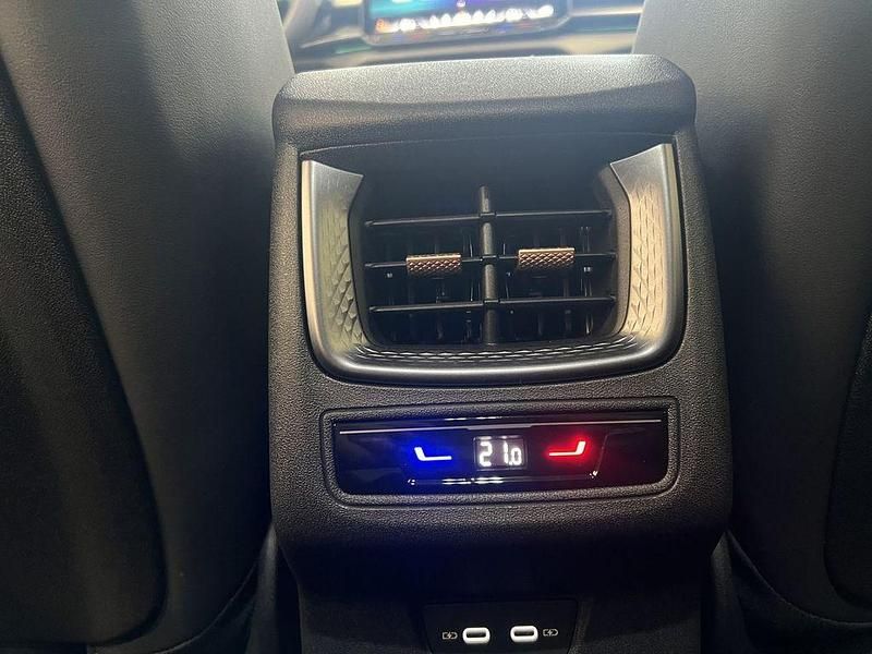 Neu Cupra Terramar VZ2 265 PS (194 kW) 2025 Enceladus grau matt SUV