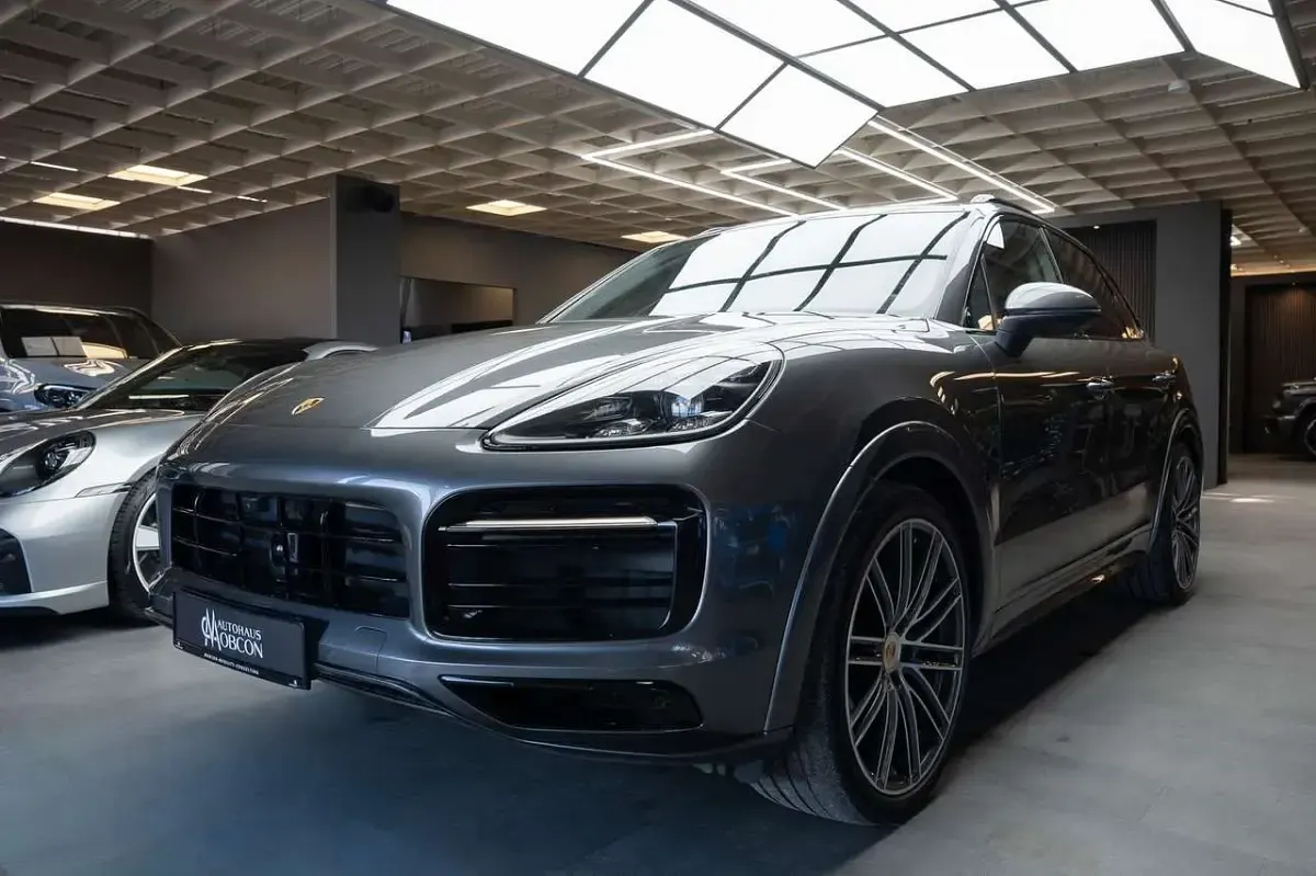 Second-hand Porsche Cayenne 340 CP (250 kW) 2020 Gri SUV