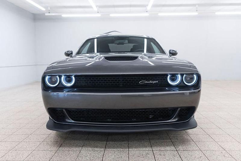 Gebraucht Dodge Challenger 309 PS (227 kW) 2023 Grau Coupé
