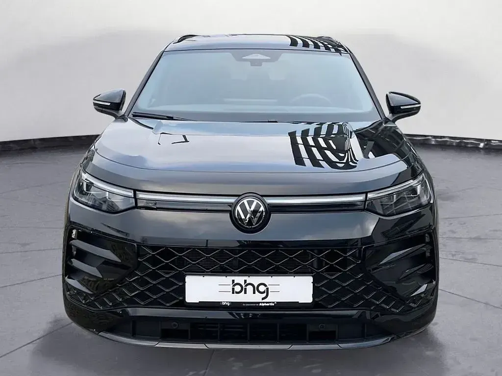 Gebraucht VW Tayron R-line 193 PS (141 kW) 2025 Schwarz SUV