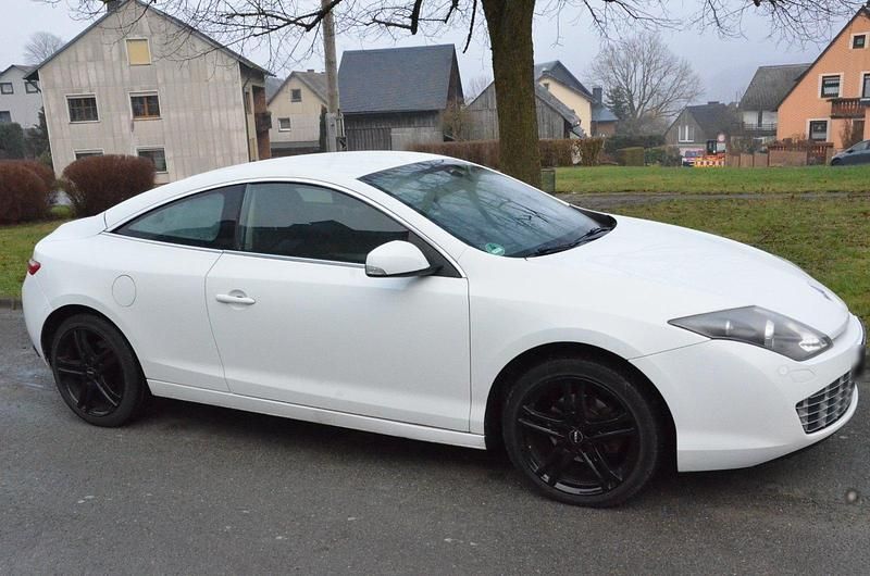 Gebraucht Renault Laguna Coupé 150 PS (110 kW) 2009 Coupé