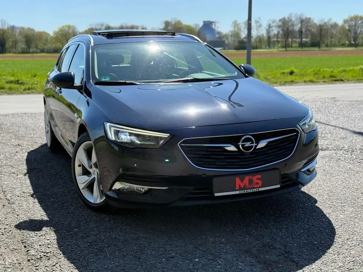 Gebraucht Opel Insignia Innovation 209 PS (153 kW) 2018 Blau Kombi