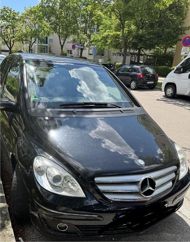 Schwarz Gebraucht 2006 Mercedes B180 Van / Kleinbus | 1.400 € (Guter Preis) - Bild 1/4
