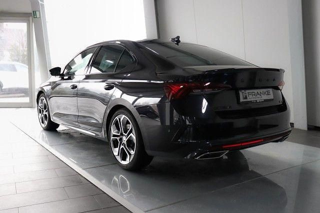 Gebraucht Skoda Octavia RS 245 PS (180 kW) 2022 Schwarzmagic perleffekt Limousine