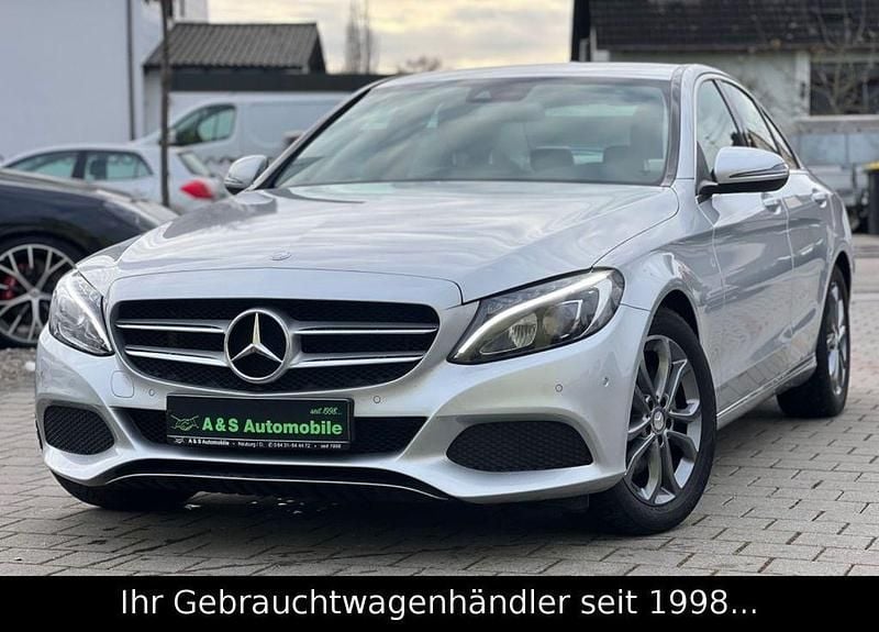Gebraucht Mercedes C200 Avantgarde 184 PS (135 kW) 2016 Silber Limousine