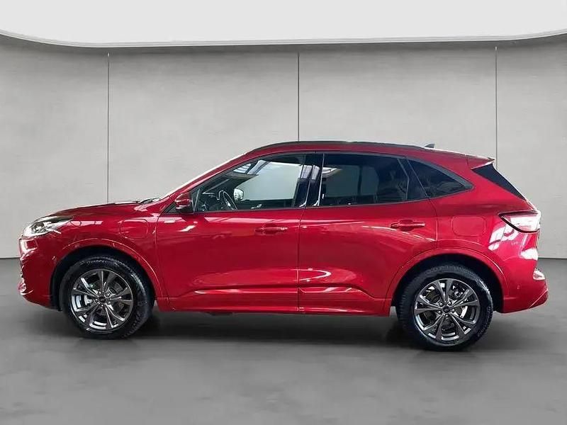 Gebraucht Ford Kuga ST-Line 152 PS (111 kW) 2022 Lucid red metallic SUV