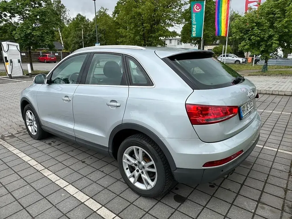 Brugt Audi Q3 Ambiente 140 HK (102 kW) 2014 Sølv SUV