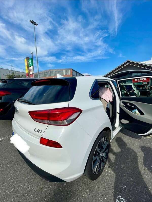Gebraucht 2017 Hyundai i30 Limousine | 13.000 € (Fairer Preis) - Bild 1/4