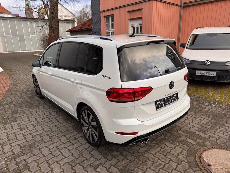 Gebraucht VW Touran Goal 150 PS (110 kW) 2025 Weiß metallic Van / Kleinbus