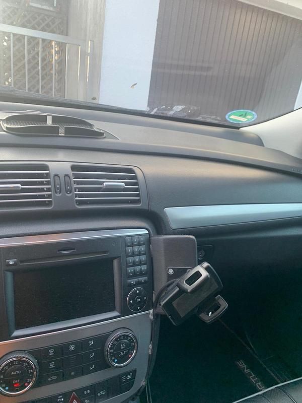 Gebraucht Mercedes 350 265 PS (194 kW) 2012 Schwarz SUV