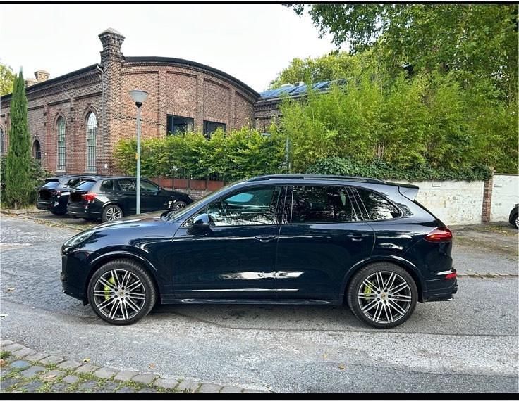 Gebraucht Porsche Cayenne GTS 441 PS (324 kW) 2016 Blau SUV