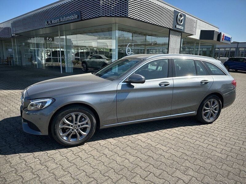 Grau Gebraucht 2018 Mercedes C220 Avantgarde Kombi | 19.740 € (Etwas zu teuer) - Bild 1/4