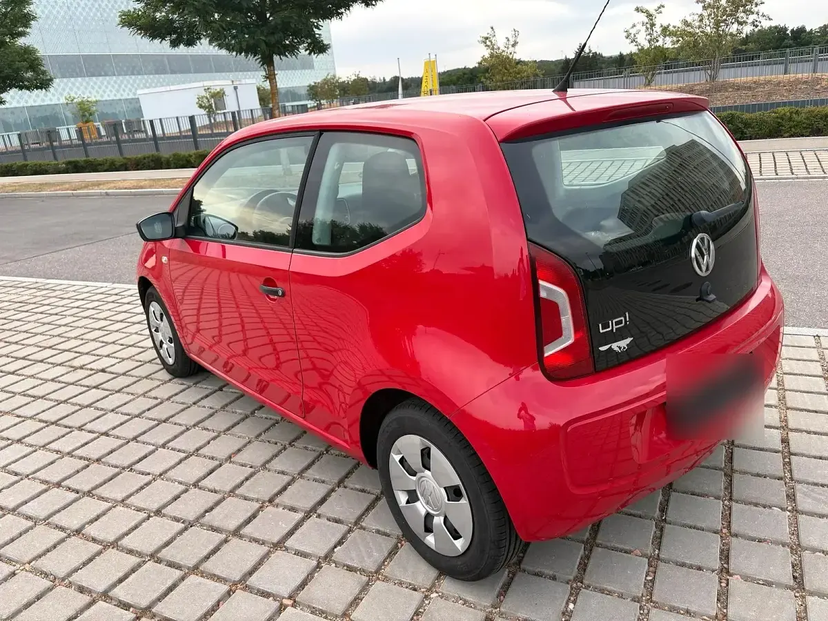 Gebraucht VW up! 60 PS (44 kW) 2012 Rot Kleinwagen