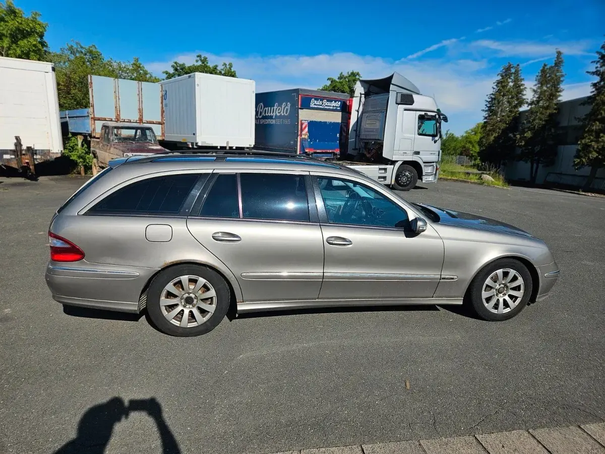 Gebraucht Mercedes 280 177 PS (130 kW) 2004 Grau Kombi