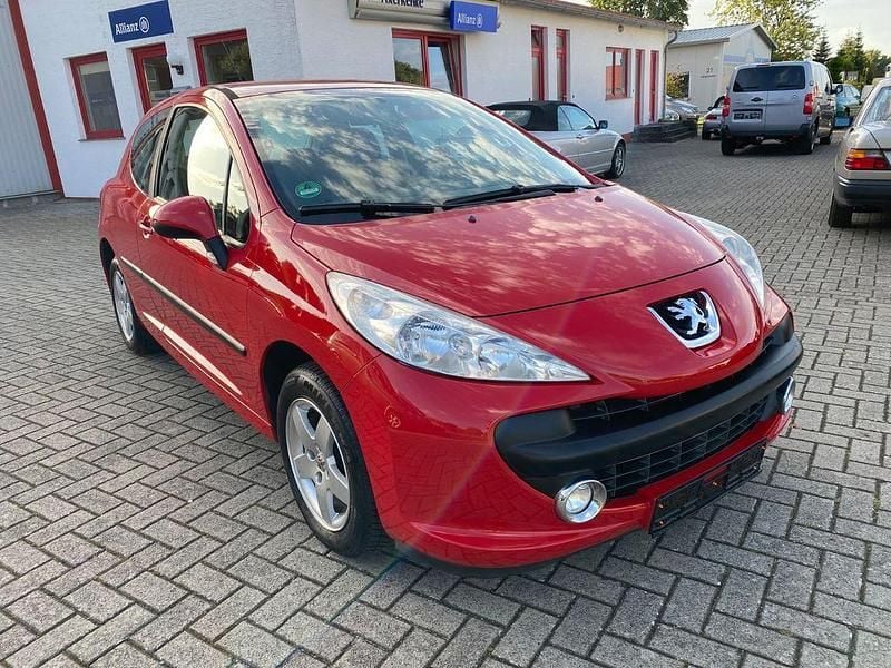 Rot Gebraucht 2009 Peugeot 207 Urban Move Kleinwagen | 2.950 € (Fairer Preis) - Bild 1/4