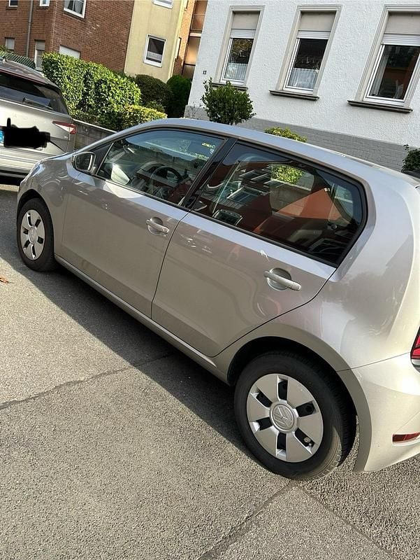 Gebraucht VW e-up! 61 kW (83 PS) 2021 Silber Kleinwagen
