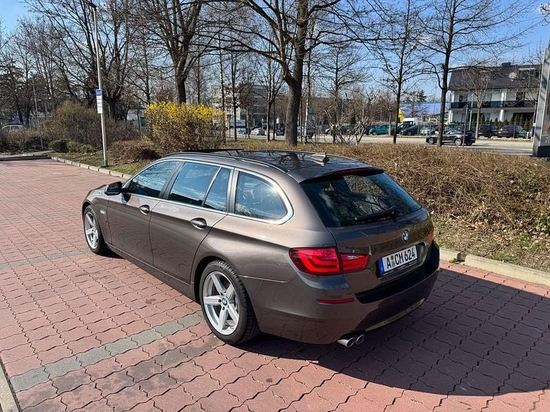 Gebraucht BMW 530 Performance 258 PS (189 kW) 2012 Braun Kombi