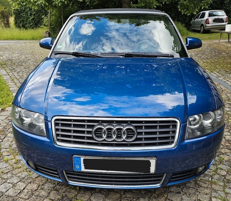 Blau Gebraucht 2005 Audi A4 Cabriolet Ambiente Cabrio | 3.000 € (Fairer Preis) - Bild 1/4