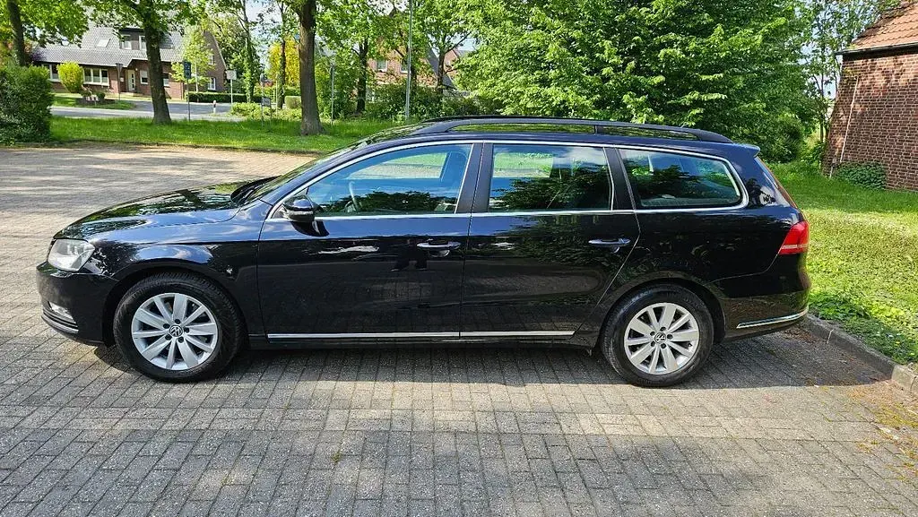 Gebraucht VW Passat 140 PS (102 kW) 2014 Schwarz Kombi