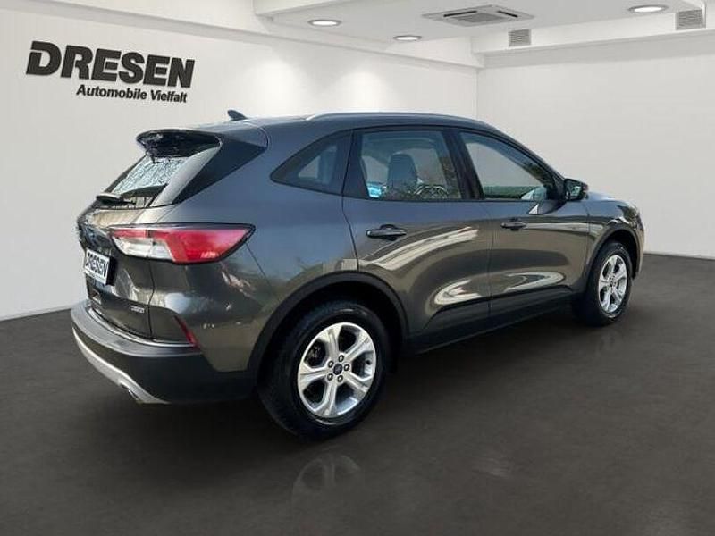 Gebraucht Ford Kuga Cool & Connect 224 PS (164 kW) 2022 Grau SUV