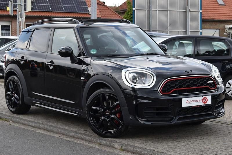 Schwarz Gebraucht 2018 Mini John Cooper Works Countryman SUV | 19.990 € (Fairer Preis) - Bild 1/3