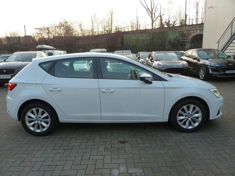 Gebraucht Seat Leon Style 116 PS (85 kW) 2020 Weiß Limousine