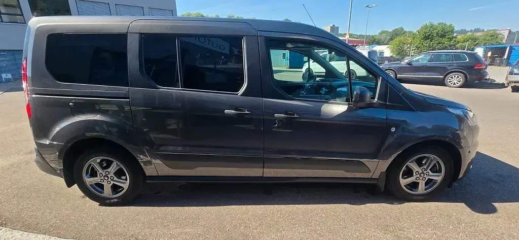 Gebraucht Ford Grand Tourneo Connect 120 PS (88 kW) 2022 Grau Van / Kleinbus