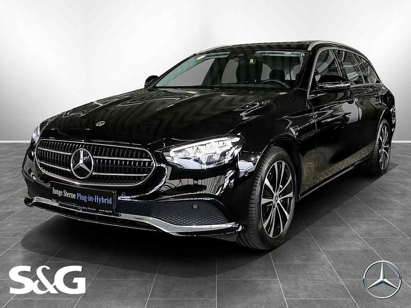 Gebraucht Mercedes E300 Avantgarde 211 PS (155 kW) 2021 Unilack schwarz Kombi