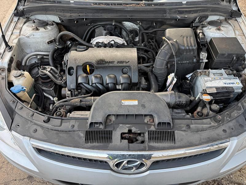 Gebraucht Hyundai i30 126 PS (92 kW) 2008 Silber Kombi