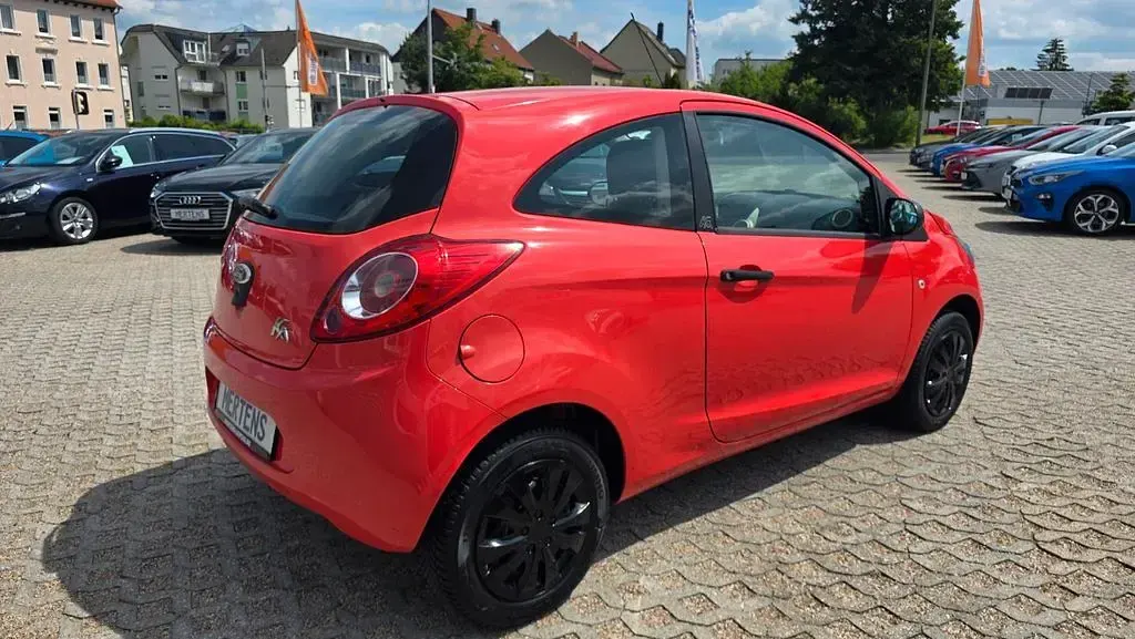 Gebraucht Ford Ka Ambiente 69 PS (50 kW) 2011 Rot Kleinwagen