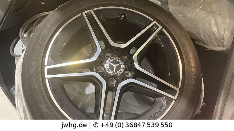 Gebraucht Mercedes E300 AMG 306 PS (225 kW) 2021 Weiß Kombi