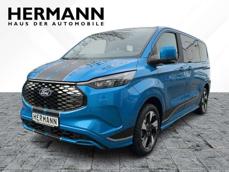 Digital aqua blue metallic ( Neu 2025 Ford Tourneo Van / Kleinbus | 69.500 € (Etwas zu teuer) - Bild 1/4