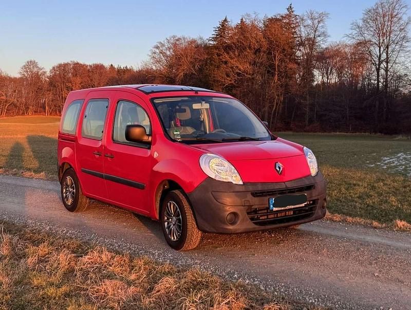 Rot Gebraucht 2009 Renault Kangoo Expression Kombi | 4.250 € (Fairer Preis) - Bild 1/4