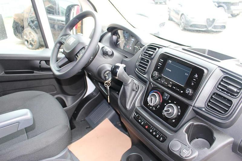 Gebraucht Fiat Ducato 179 PS (131 kW) 2024 Weiß Van