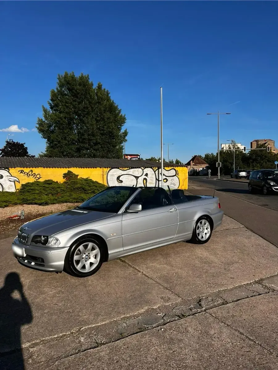 Gebraucht BMW 320 Cabriolet 170 PS (125 kW) 2001 Grau Cabrio
