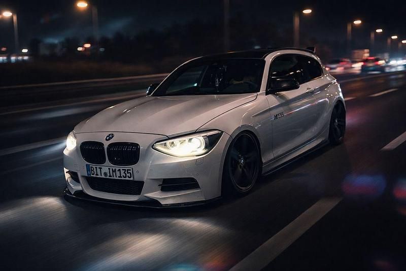 Gebraucht BMW M135 Performance 320 PS (235 kW) 2012 Weiß Kleinwagen