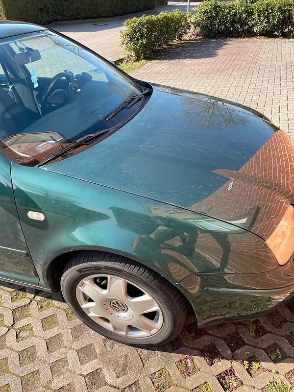 Gebraucht VW Bora Highline 101 PS (74 kW) 1999 Grün Limousine