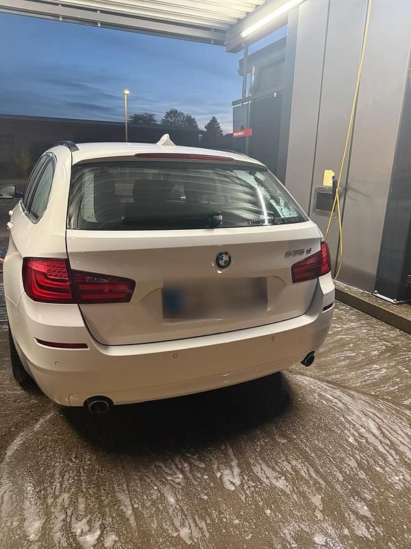 Gebraucht BMW 535 313 PS (230 kW) 2013 Weiß Kombi