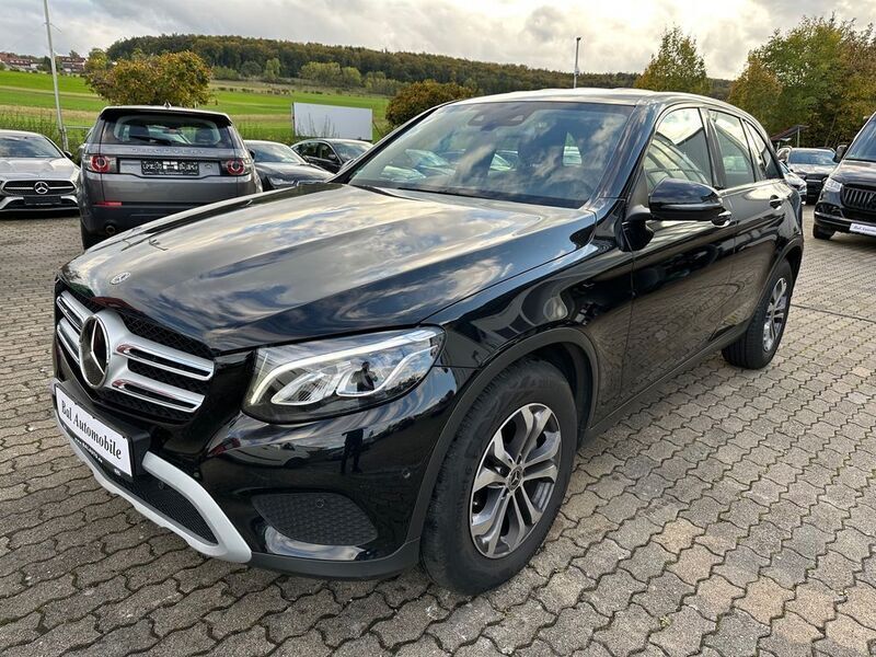 Gebraucht Mercedes GLC350 258 PS (189 kW) 2017 Ung. schwarz  unilack SUV