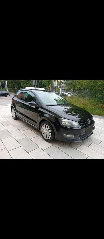 Gebraucht VW Polo Match 90 PS (66 kW) 2012 Schwarz Kleinwagen