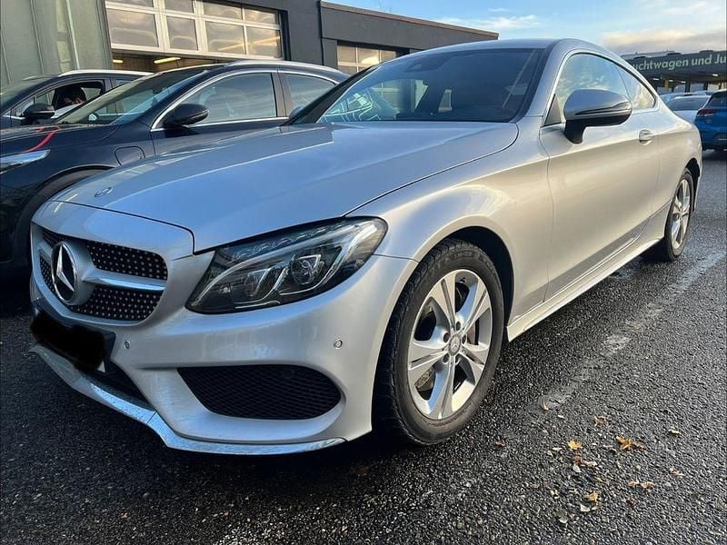 Silber Gebraucht 2015 Mercedes C250 AMG line Coupé | 19.000 € (Guter Preis) - Bild 1/4
