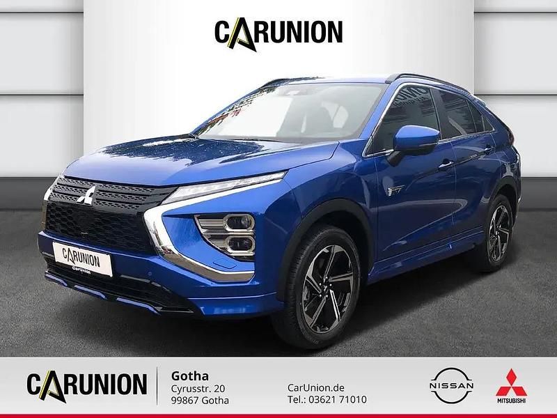 Laser blau metallic Gebraucht 2022 Mitsubishi Eclipse Cross Top SUV | 27.390 € (Etwas zu teuer) - Bild 1/4