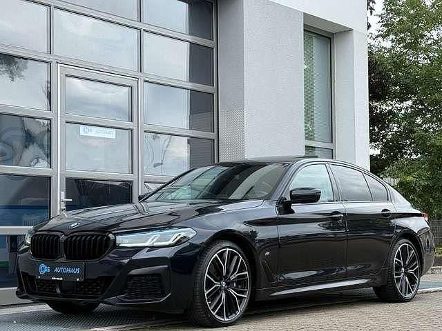 Carbonschwarz Gebraucht 2022 BMW 540 M Sport Limousine | 44.890 € (Teuer) - Bild 1/4