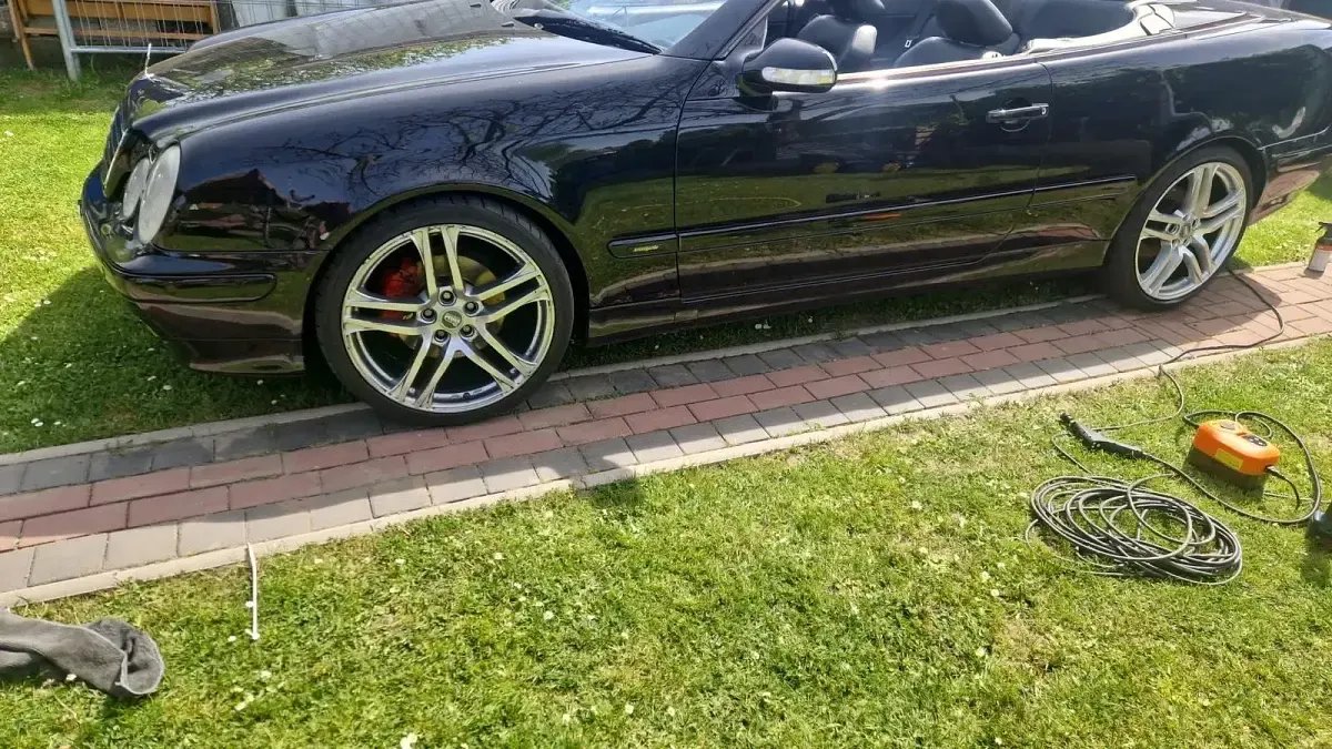 Gebraucht Mercedes CLK320 224 PS (164 kW) 2000 Schwarz Cabrio