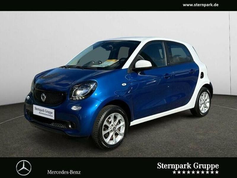 Blau Gebraucht 2018 Smart ForFour Passion Kleinwagen | 15.980 € (Teuer) - Bild 1/4