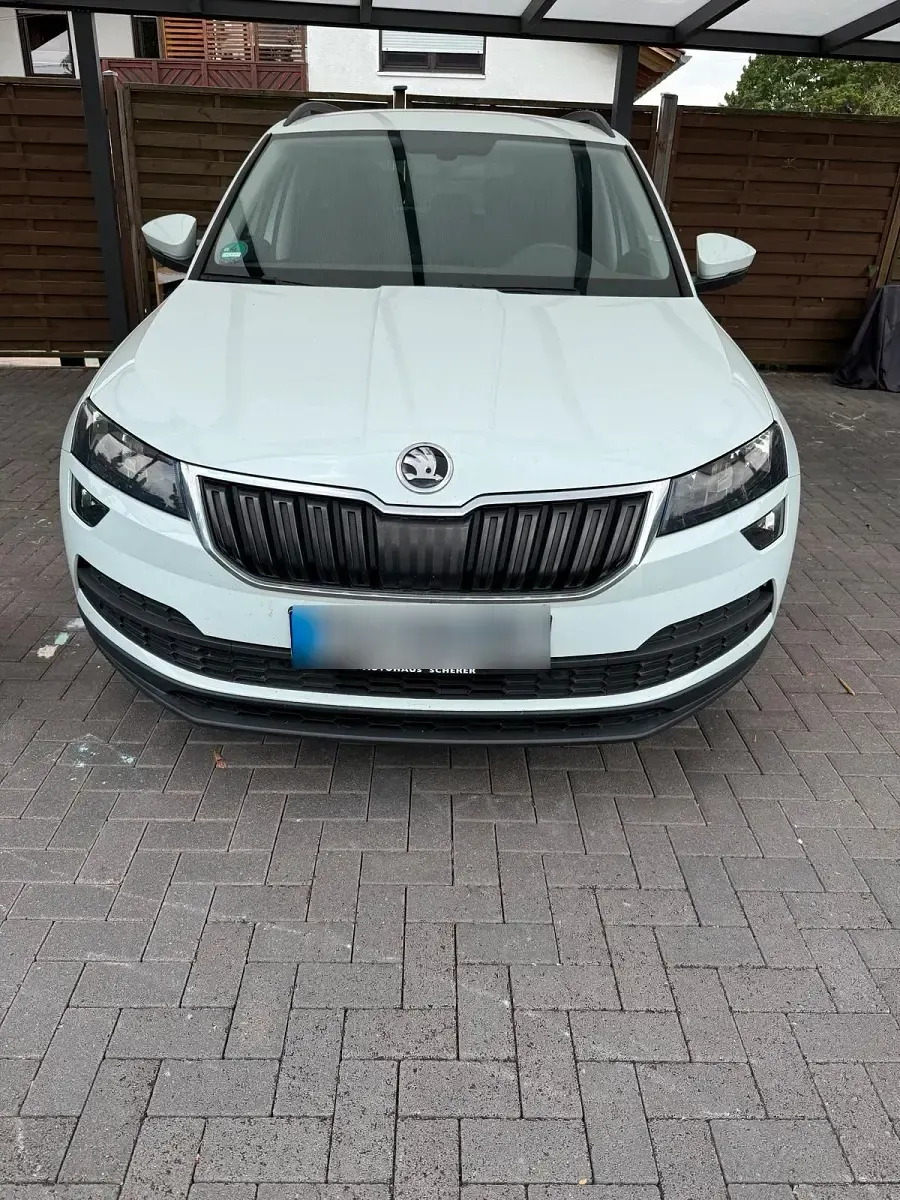 Gebraucht Skoda Karoq 116 PS (85 kW) 2018 Weiß SUV